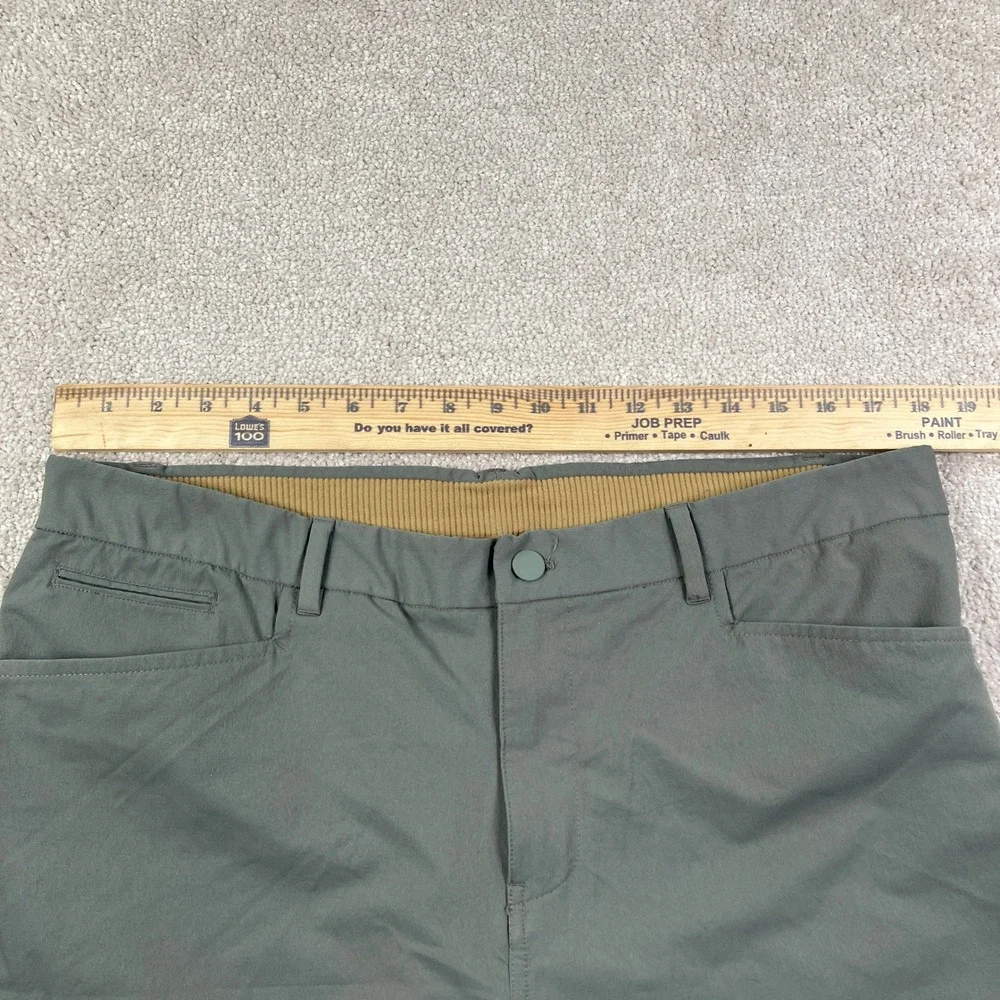 REI Co-op Mens 38 Shorts Green Sahara Path Hiking Stretch Gorpcore 167458